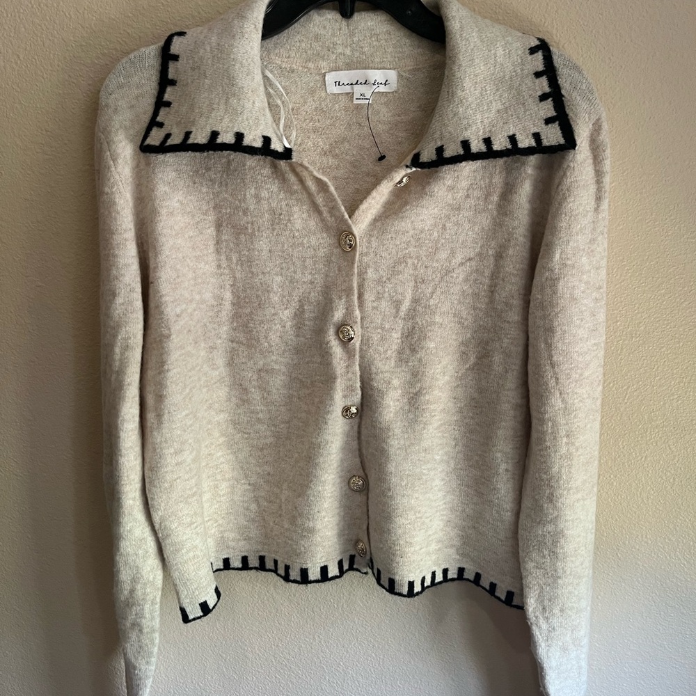 Threaded  Leaf cardigan with black trim